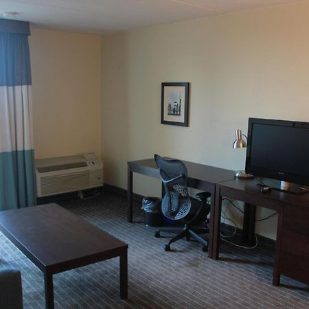 Edward Hotel North York Toronto Bagian luar foto